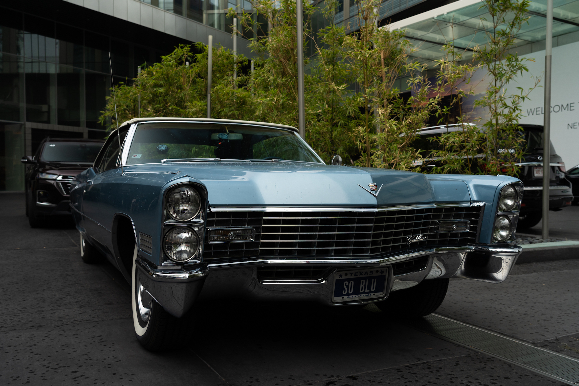 Finding Vegas VR nirvana in the backseat of a ’67 DeVille at CES 2023